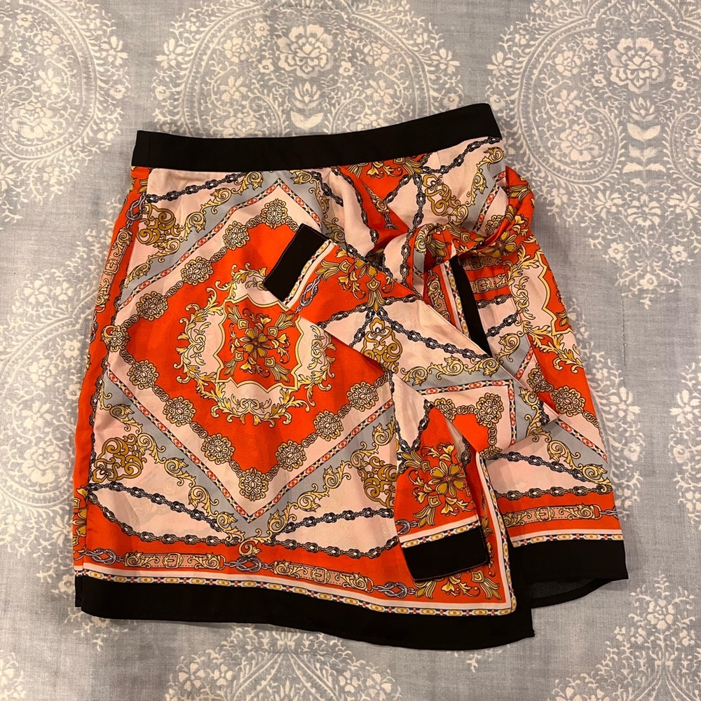 🌼2 for 25🌼 Forever 21 printed mini skirt S NWOT